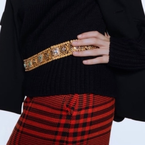 NWT. Zara Golden Bejewelled Belt. - Picture 4 of 6